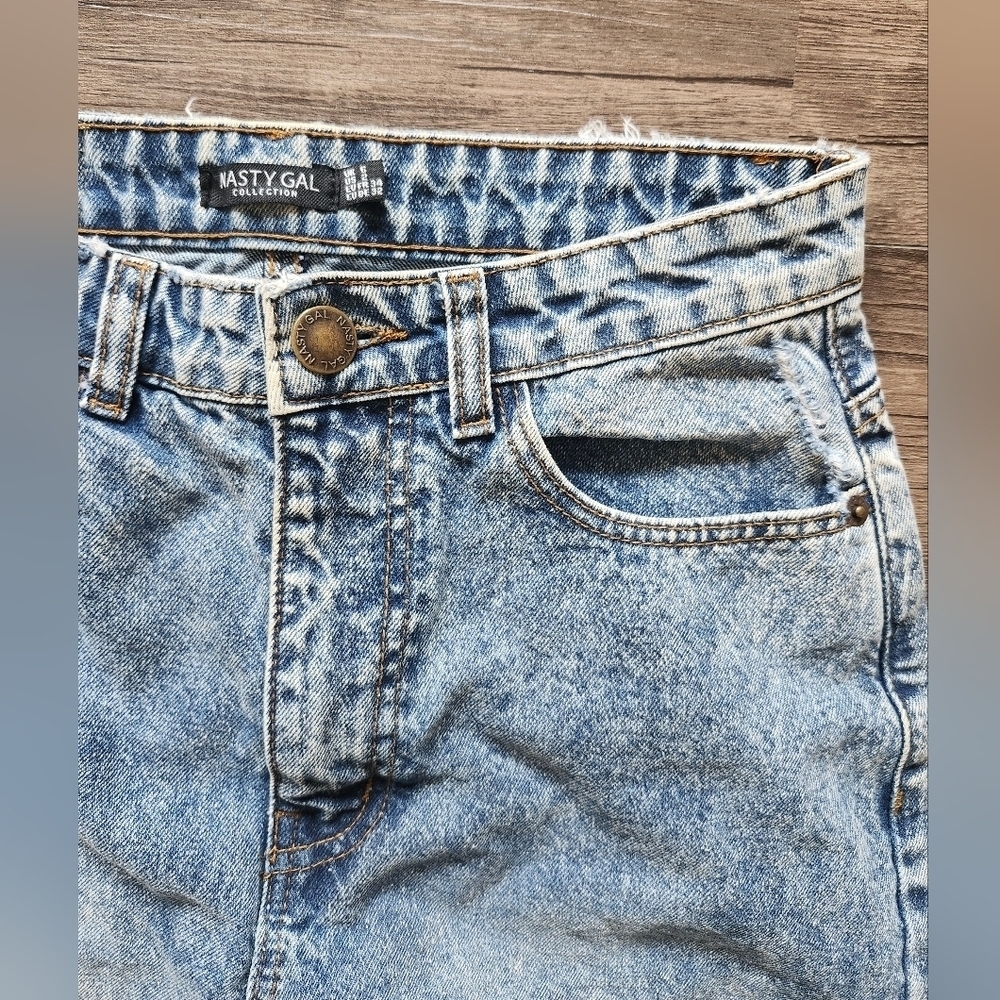 Nasty Gal Acid Wash Denim Jeans - Picture 4 of 4